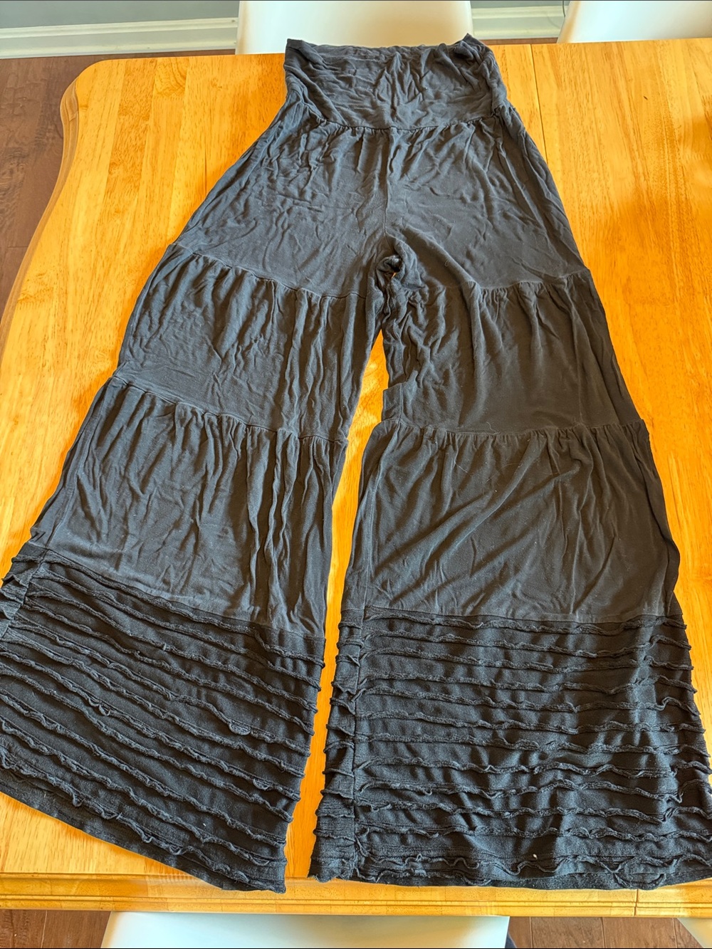 Black Tiered Wide-Leg Cropped Palazzo Pants